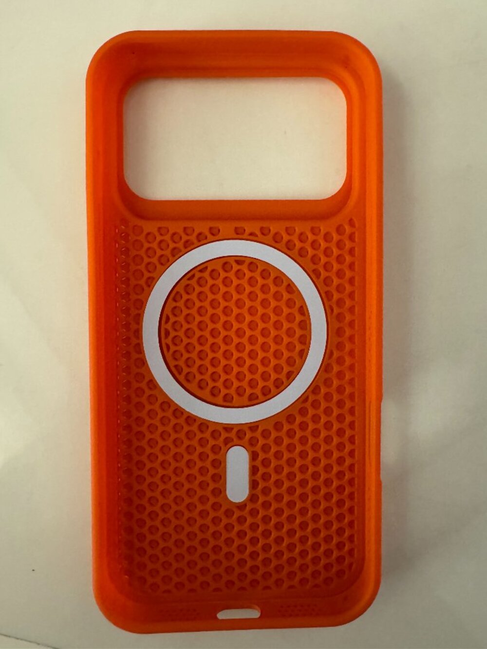 Sleek Orange MagSafe Honeycomb Case